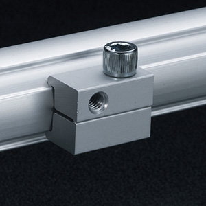 Suporte de fixacao lateral de aluminio GFJ-B18 – Perfis e Conectores